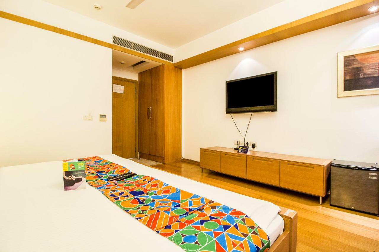 Fabhotel Raj Darbar Ґурґаон Екстер'єр фото