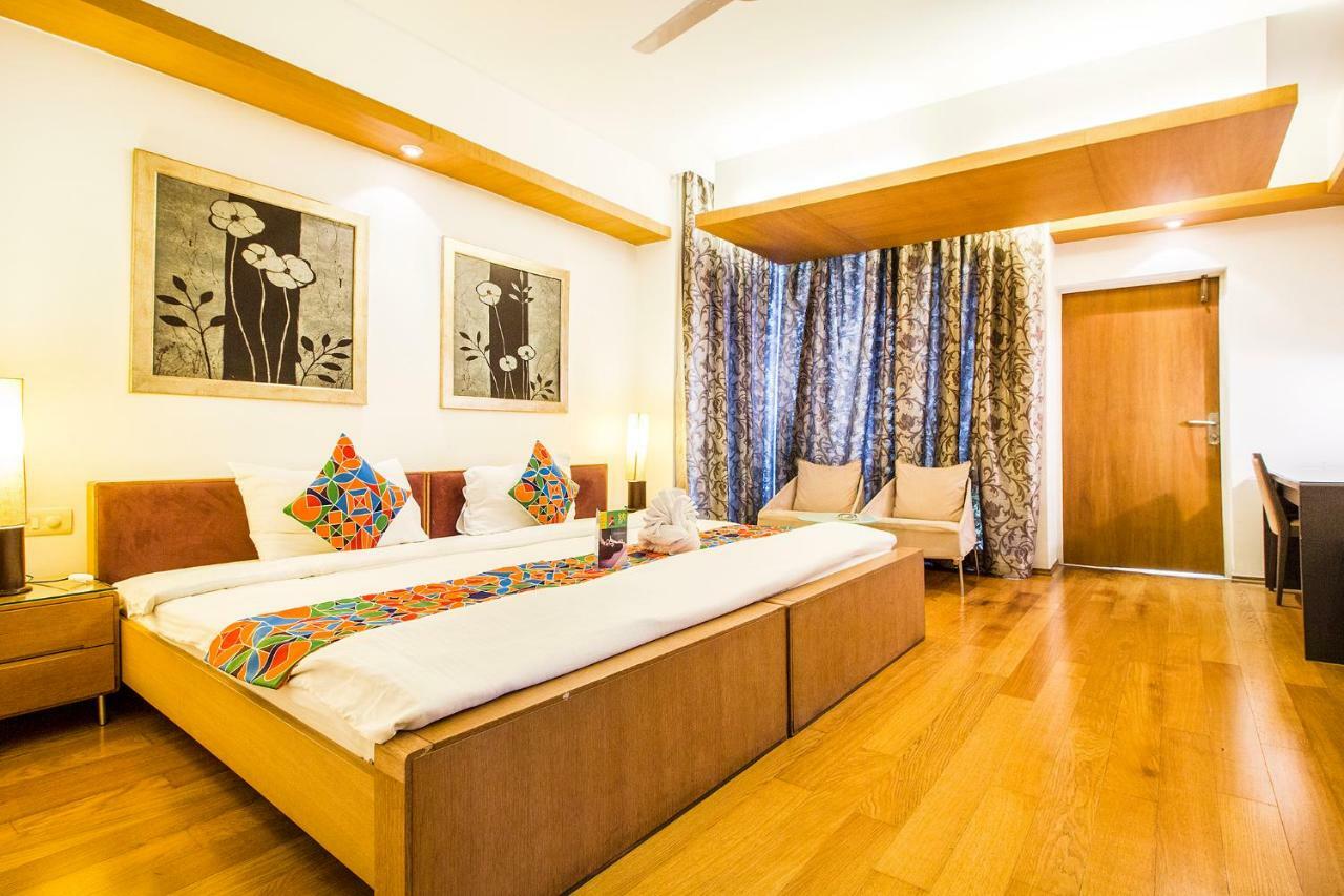 Fabhotel Raj Darbar Ґурґаон Екстер'єр фото