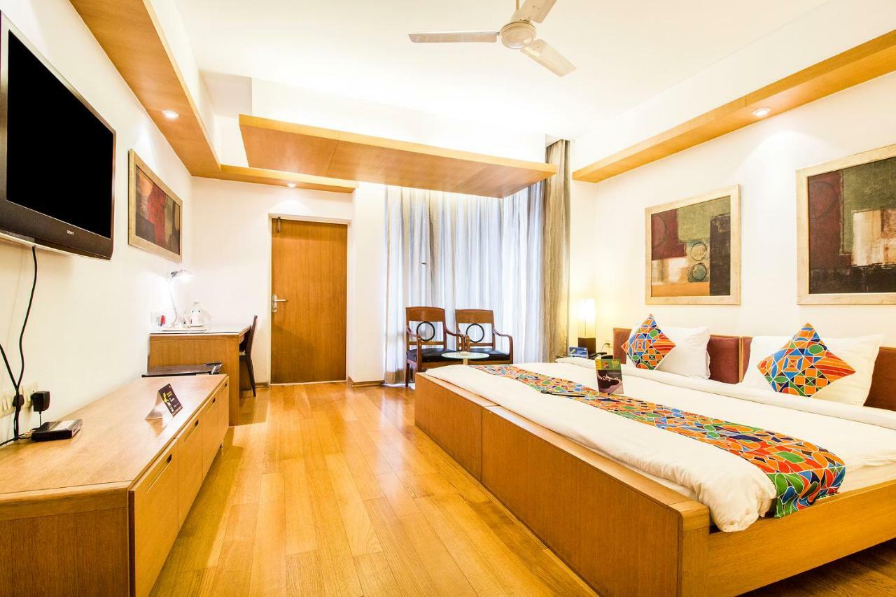 Fabhotel Raj Darbar Ґурґаон Екстер'єр фото